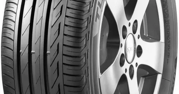 Vezi acum BRIDGESTONE Turanza t001 225/55 R17 97W