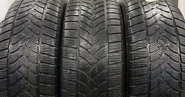 Preț redus DUNLOP Winter sport 5 235/60 R18 107H
