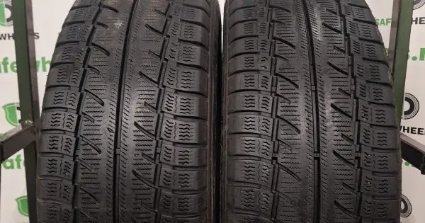 FORTUNE SNOWFUN FSR-902 215/60 R17C 109/107T Transport gratuit