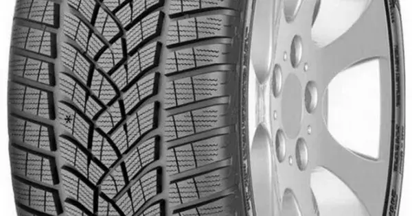 Reducere GOODYEAR Ultragrip performance + 225/55 R16 99H