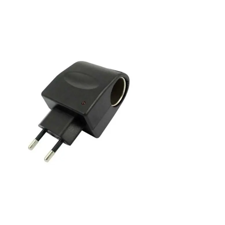 Chilipir Adaptor incarcator auto 220V-12V, indicator de functionare, cu priza bricheta