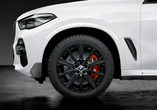 Roată completă de iarnă - M Performance Star Spoke 748M cu anvelopa Pirelli Scorpion Winter r-f - 275/45R20 110V XL - BMW X5/X6 G05/G06 LCI Livrare expres